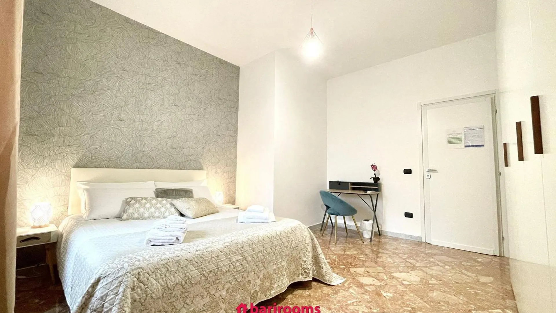 Barirooms Piccinni 0*, Бари Италия