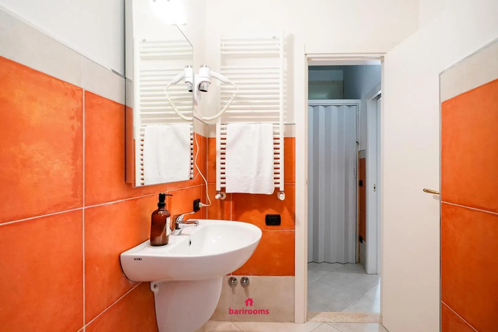 Barirooms Piccinni 0*, Bari Italia